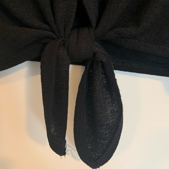 H&M Front Tie Blouse - Picture 2 of 6